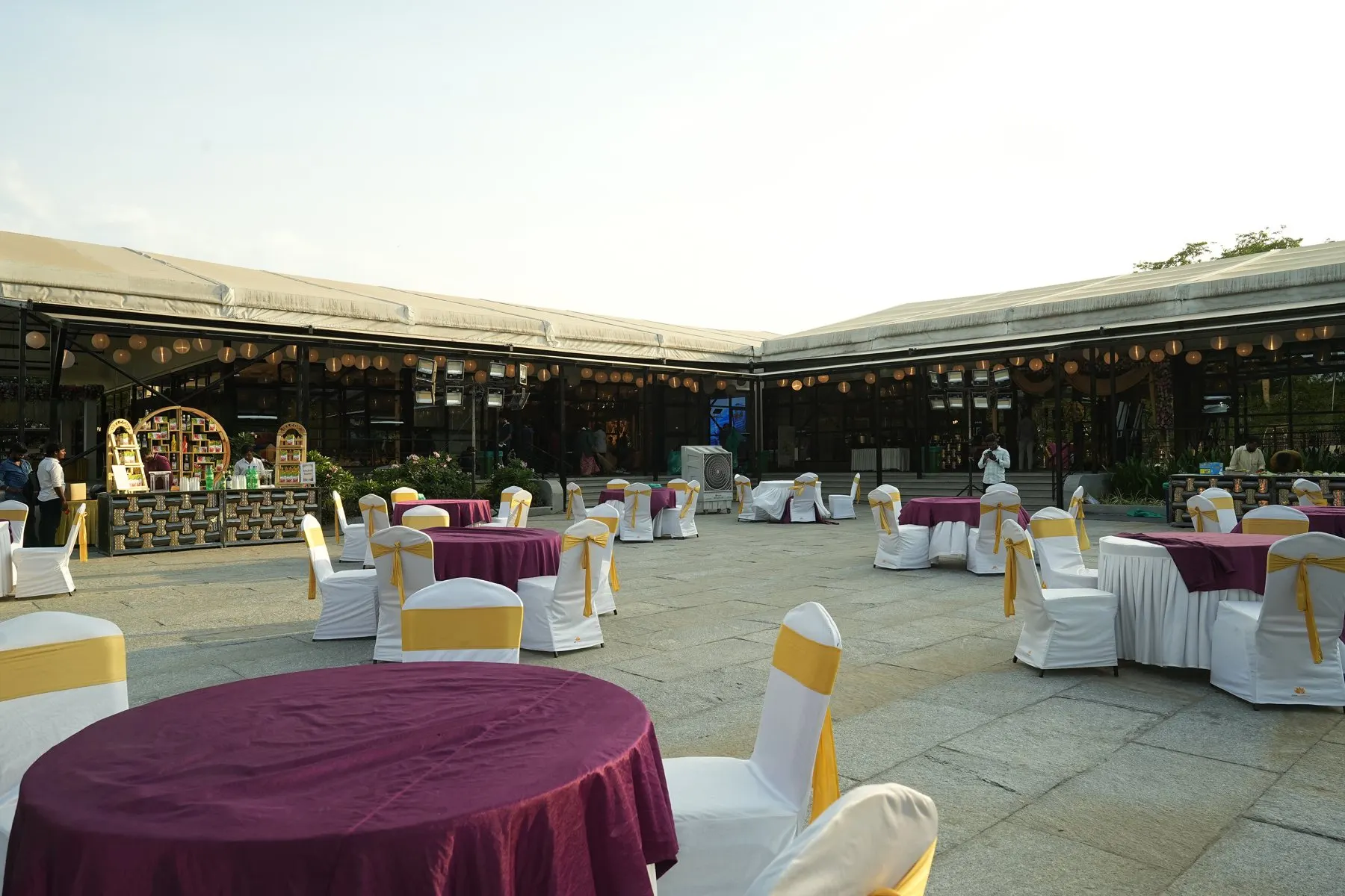 Sea, garden or grand venue? Start with the experience